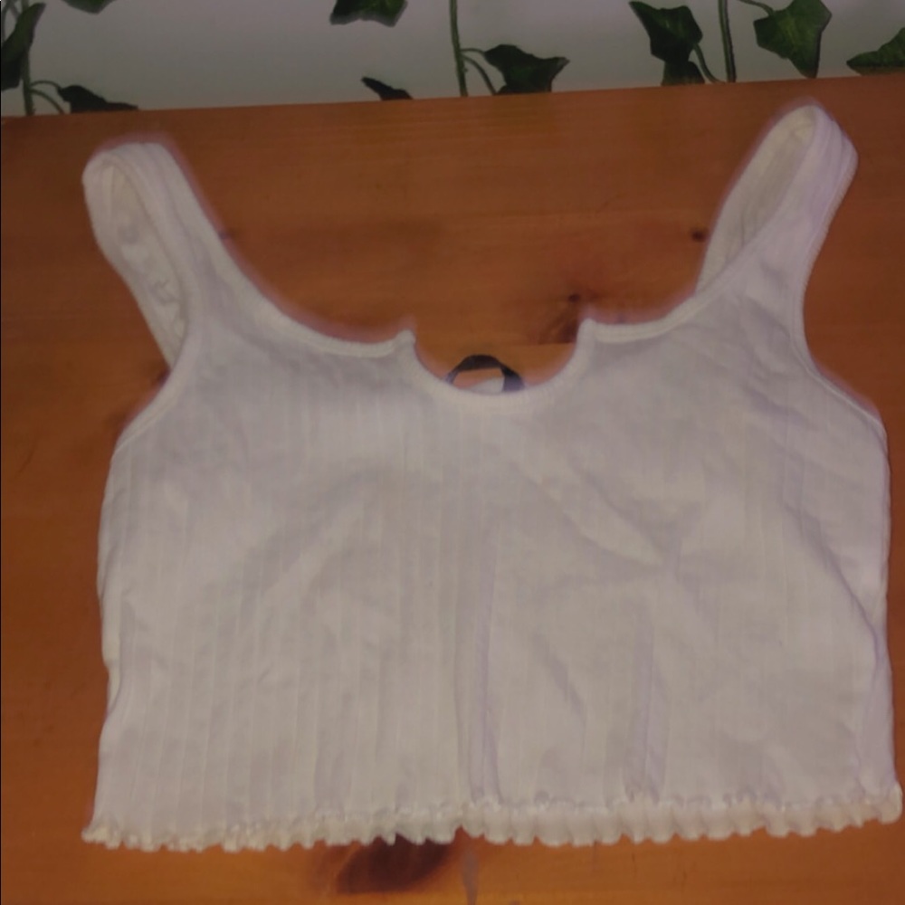 White crop top